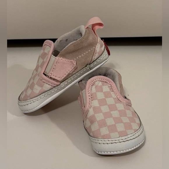 Vans Pink Checkerboard baby crib shoes. - Picture 3 of 5